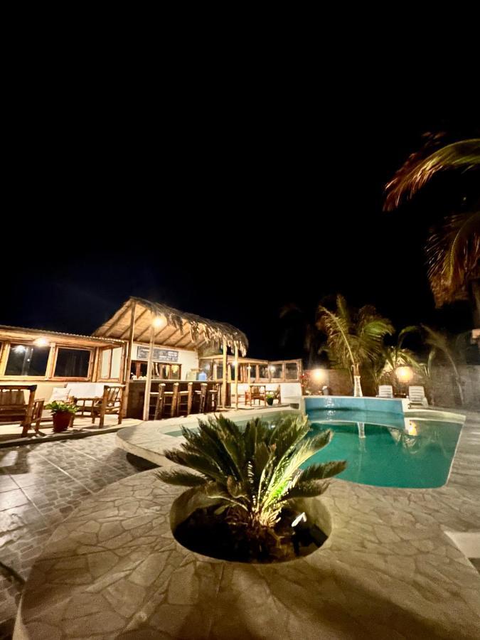 Hotel Puerto Antiguo Los Órganos Exterior foto